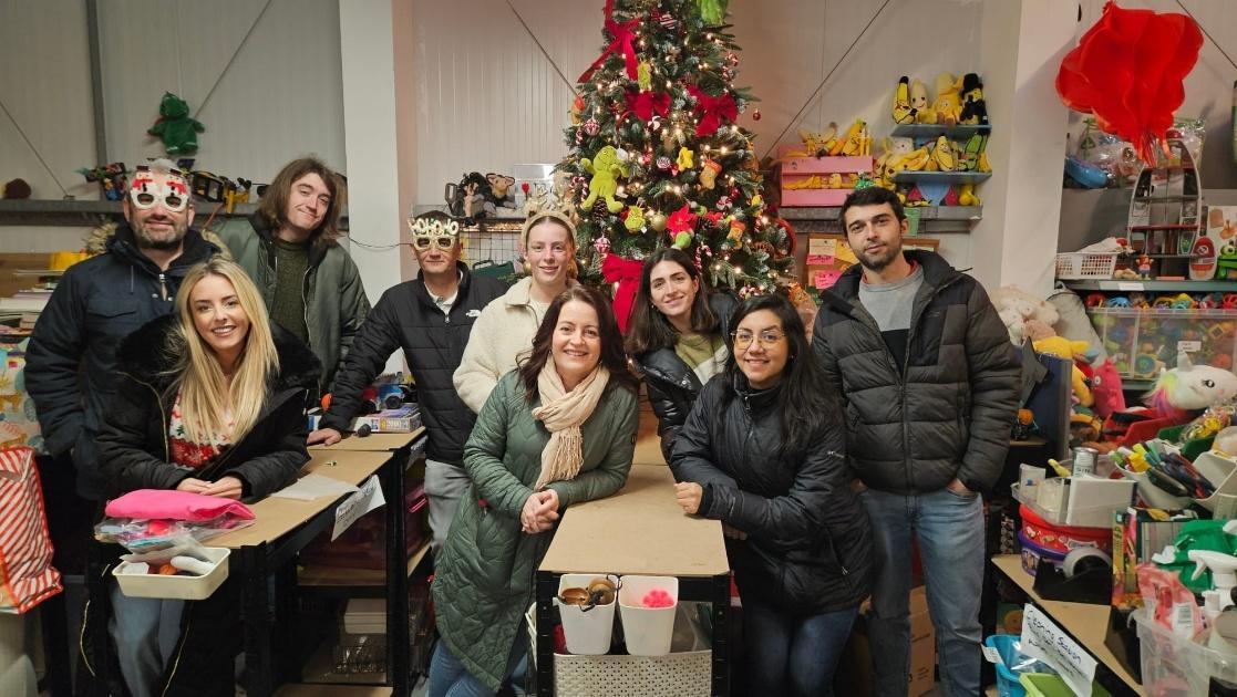 2026-01-26_Sacyr staff lend a helping hand at ToyBox Project FD.jpg